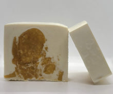 Load image into Gallery viewer, PLUMERIA BODY SOAP